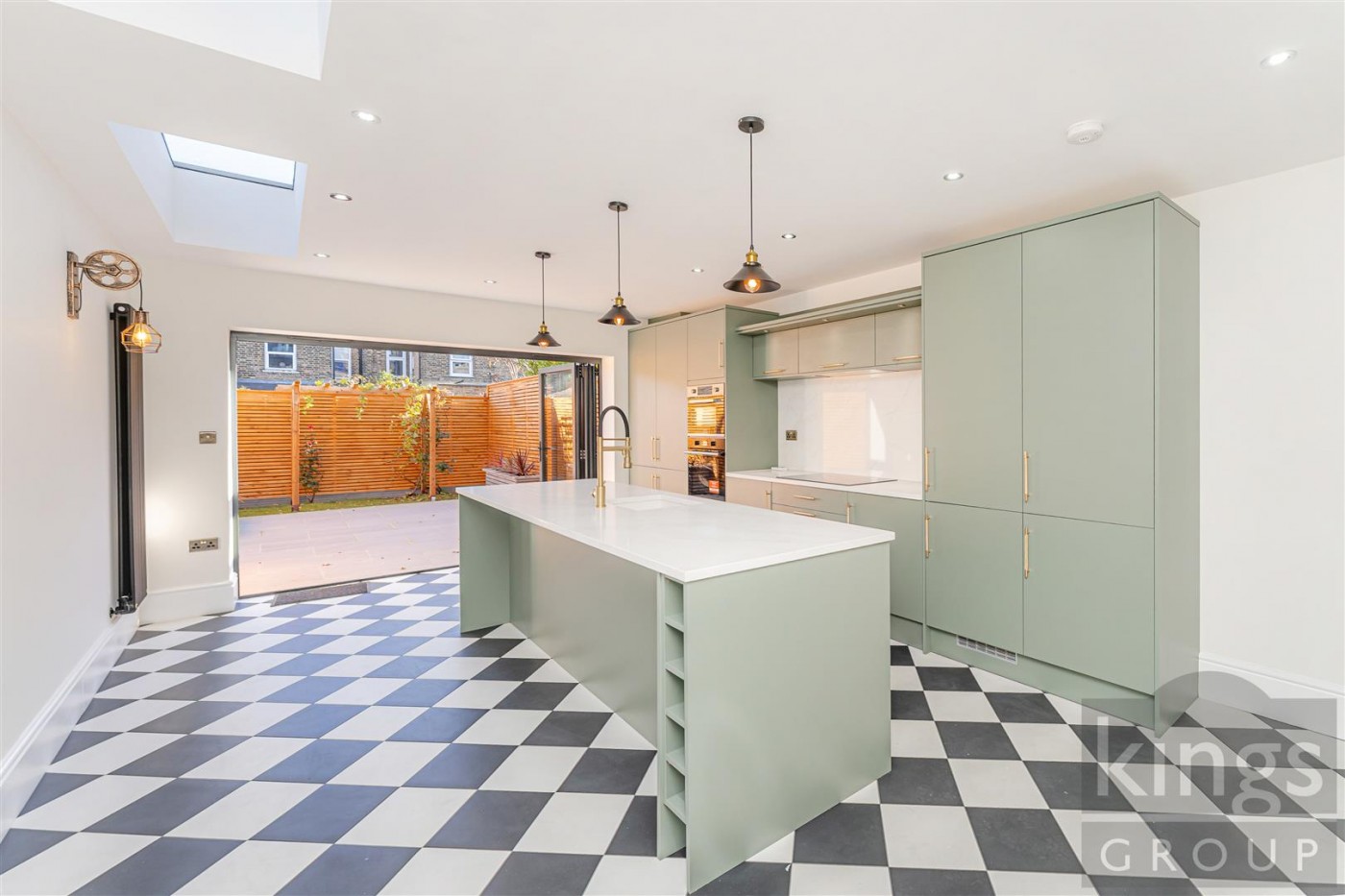 Images for Pembar Avenue, London