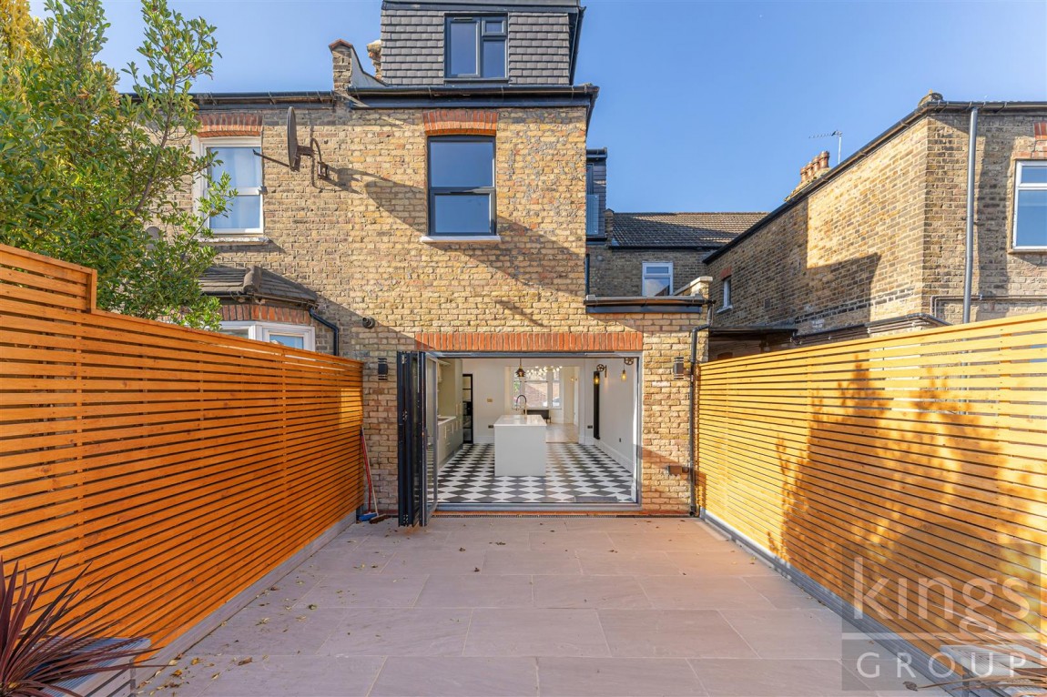 Images for Pembar Avenue, London