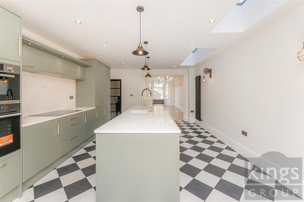 Images for Pembar Avenue, London