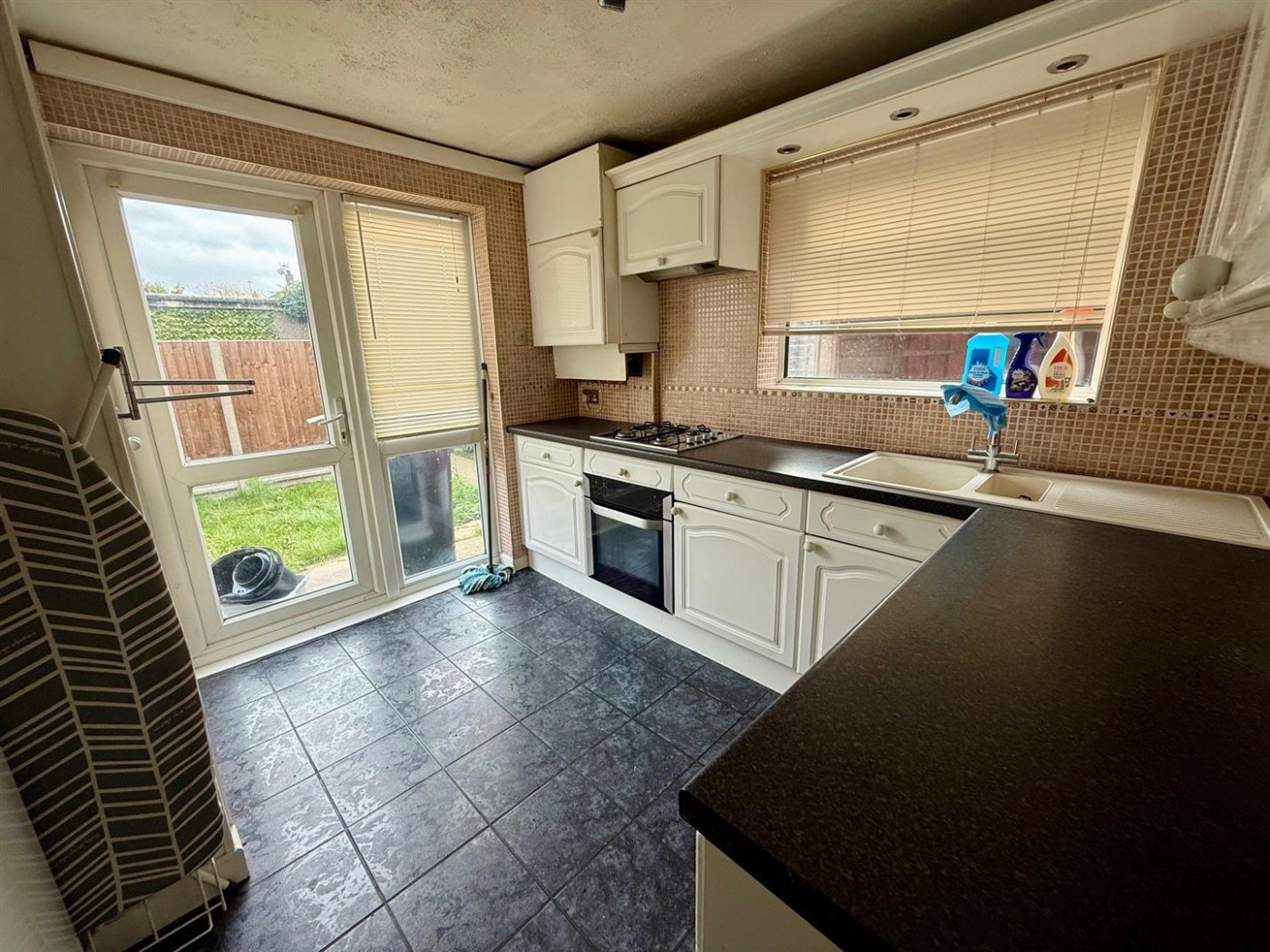 Images for Downlands, Waltham Abbey