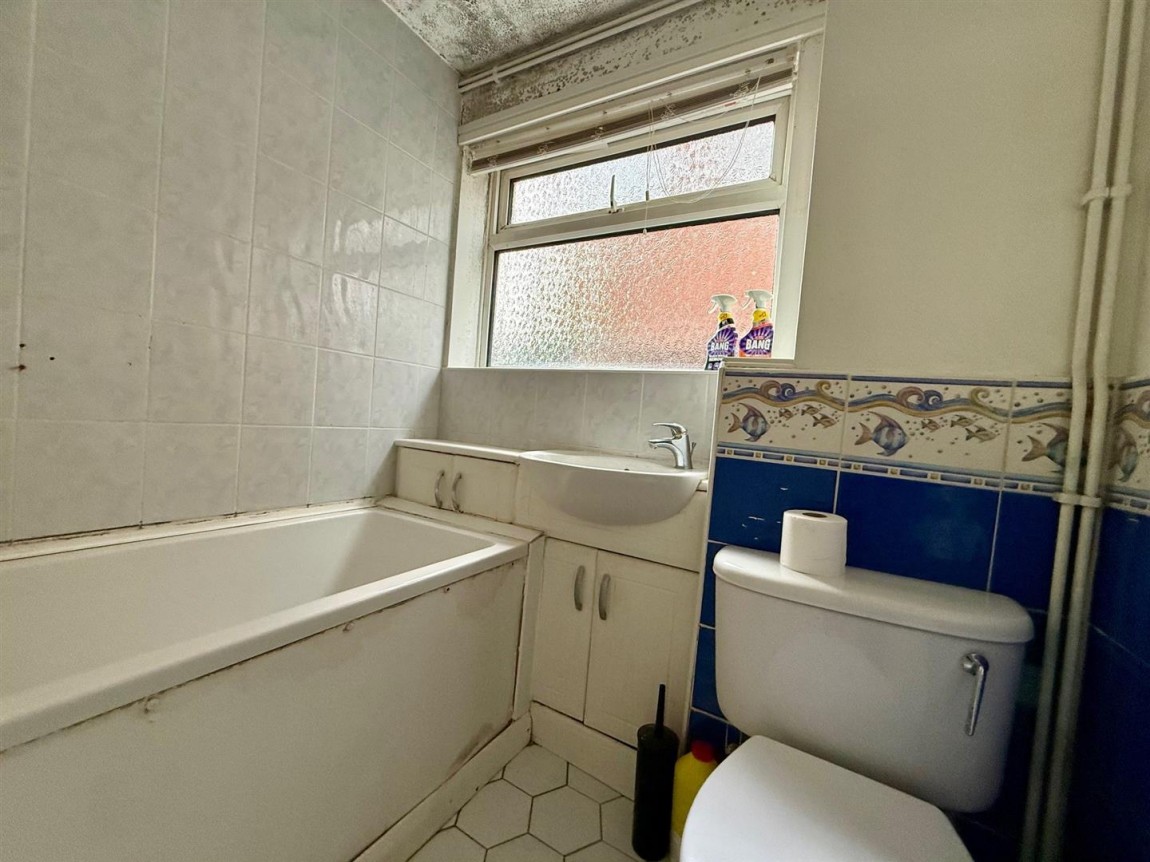 Images for Downlands, Waltham Abbey