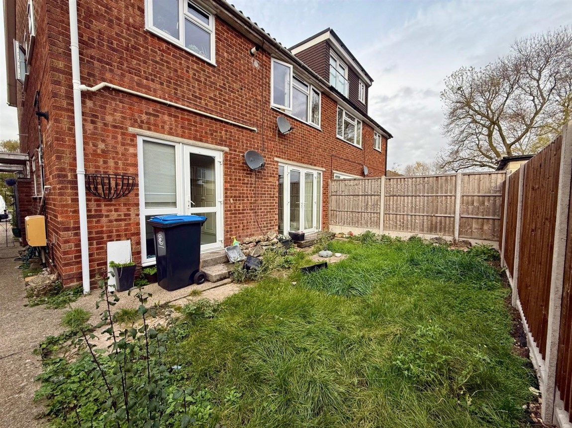 Images for Downlands, Waltham Abbey