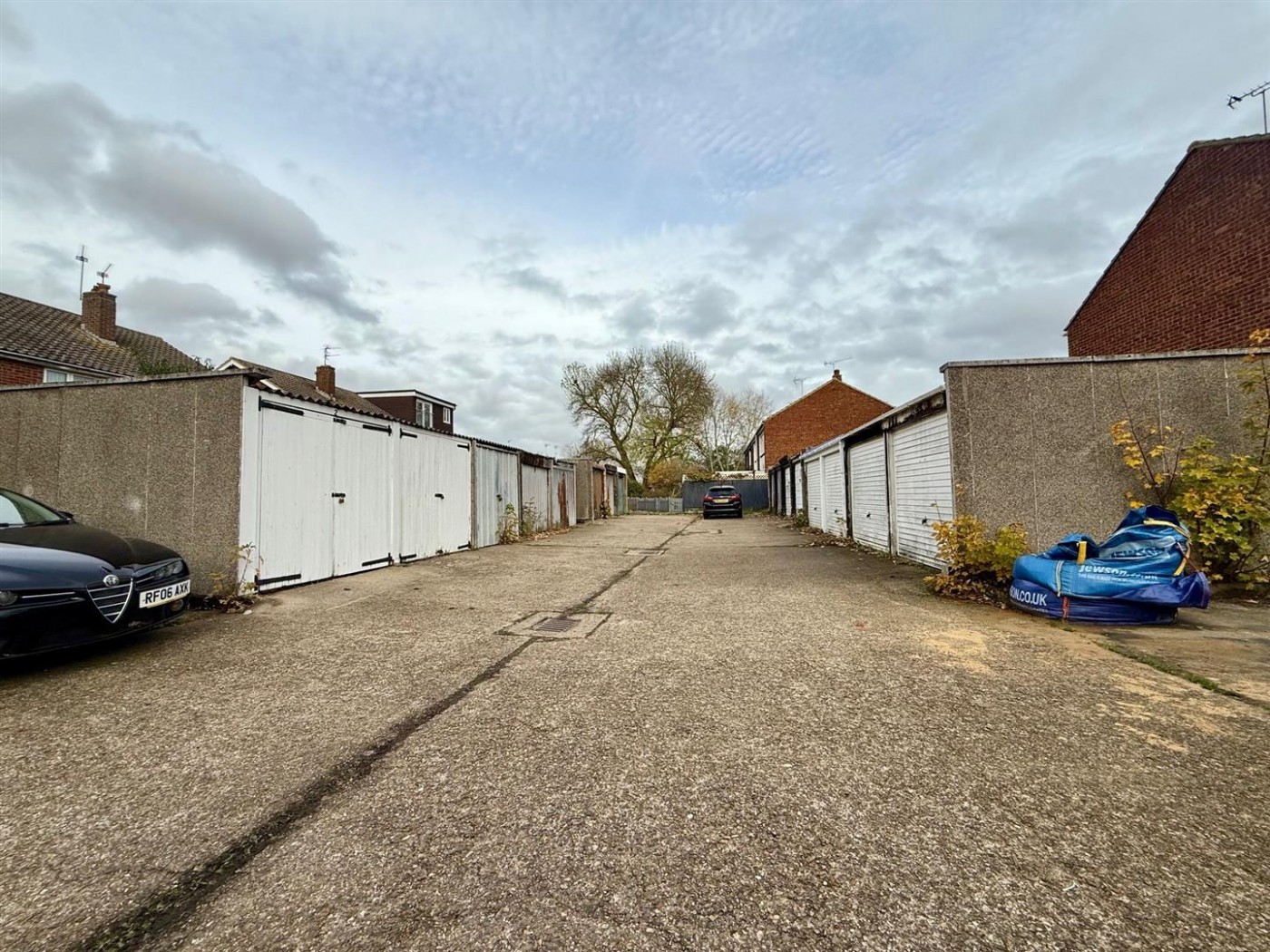 Images for Downlands, Waltham Abbey