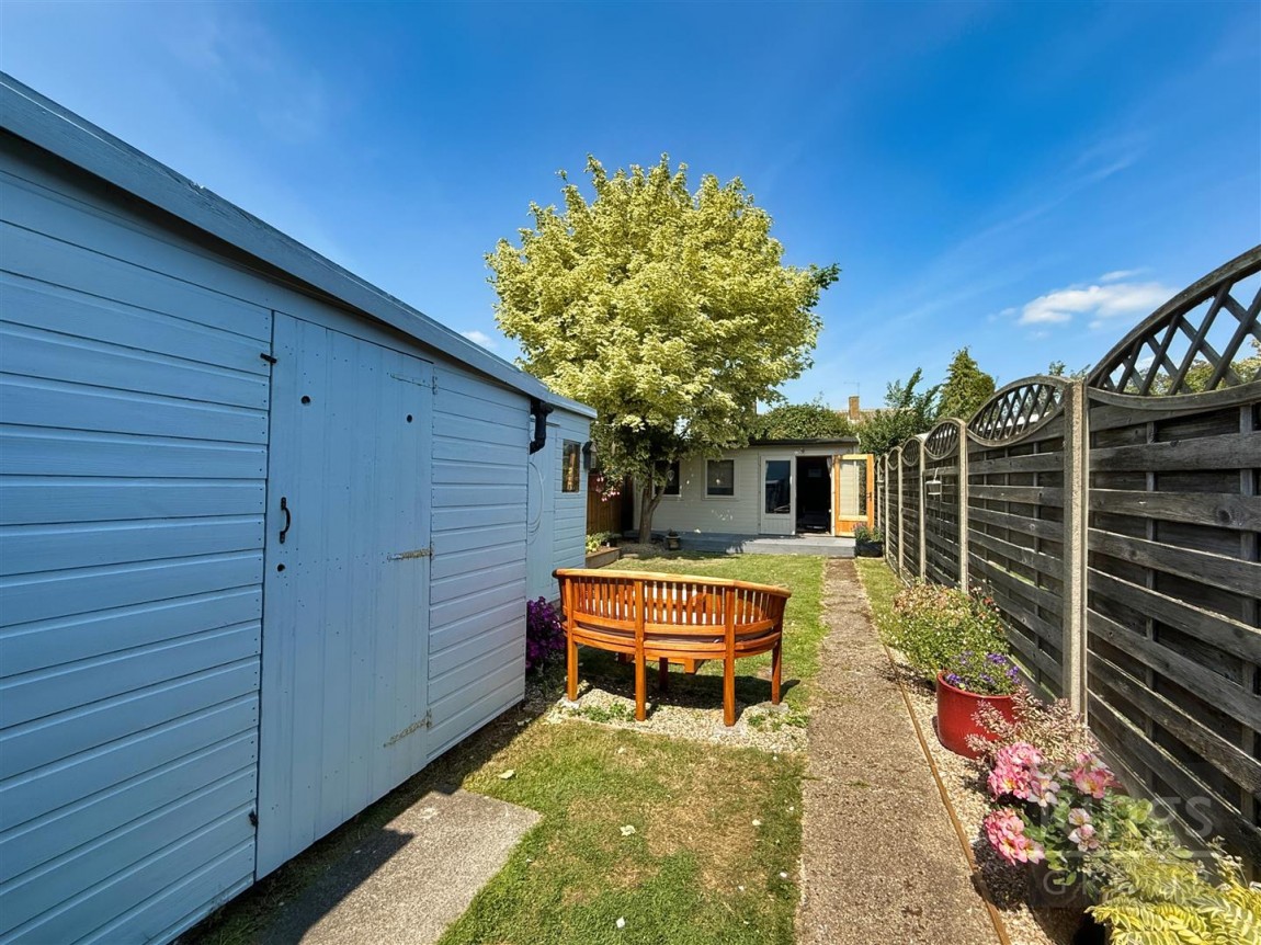 Images for Red Lion Crescent, Harlow