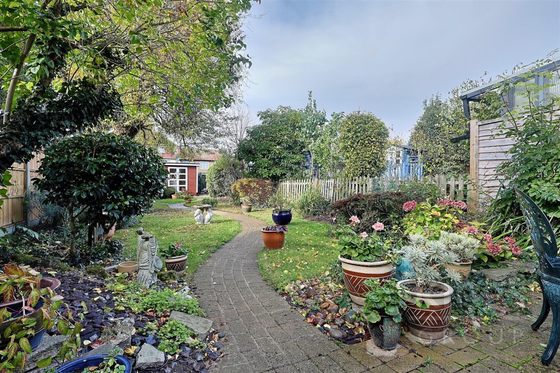 Images for Buckingham Close, Enfield