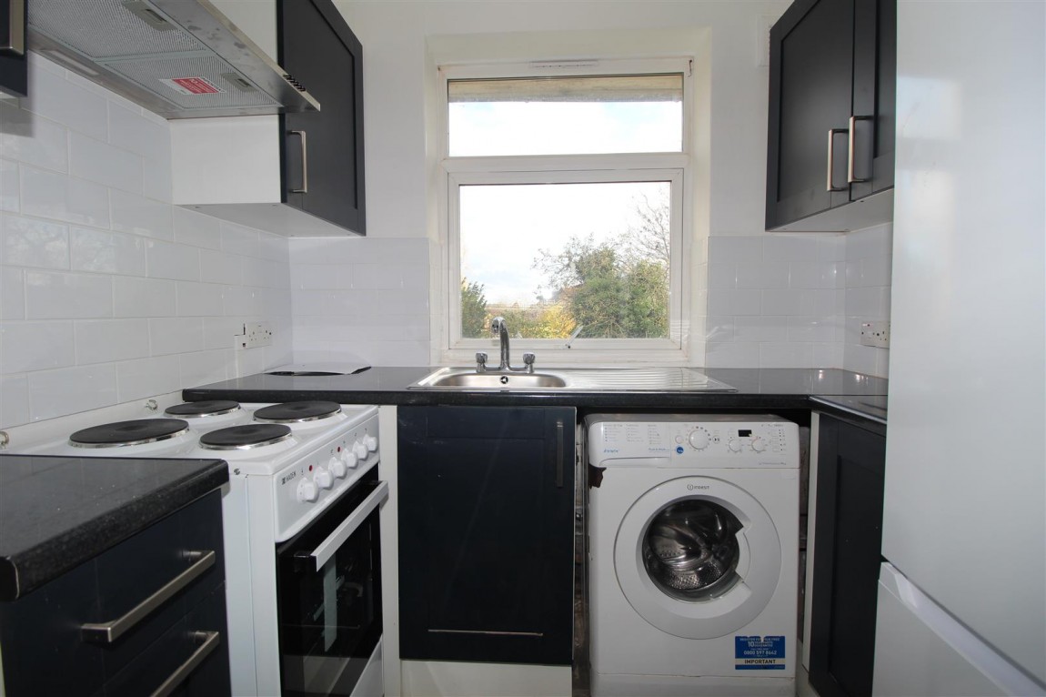 Images for Lyndhurst Gardens, Enfield