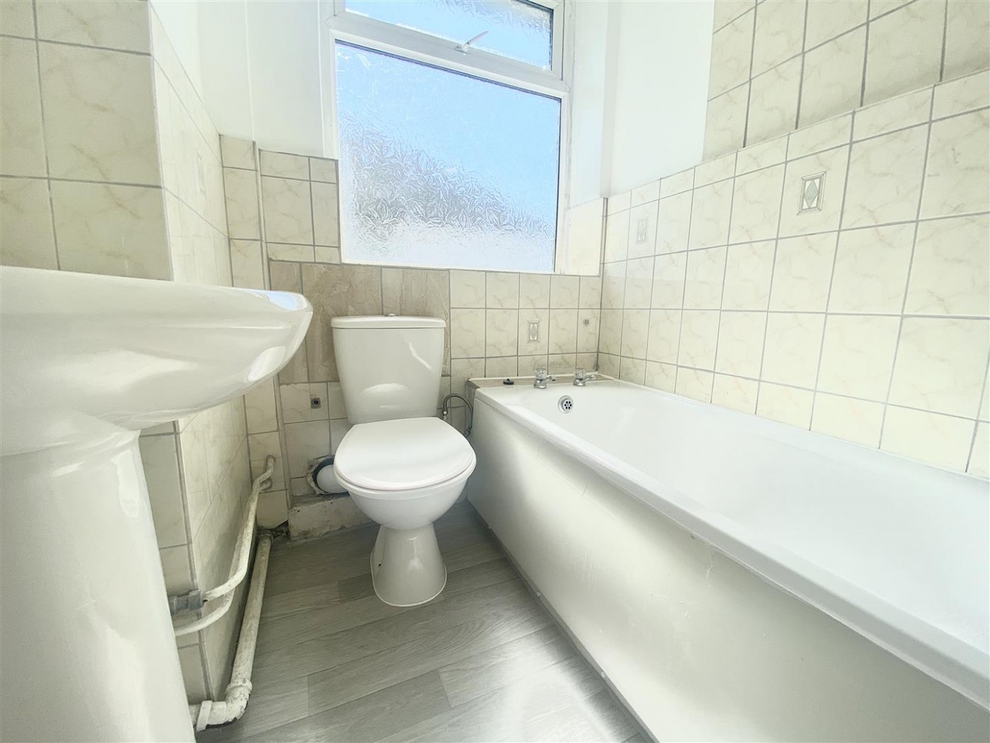 Images for Lyndhurst Gardens, Enfield