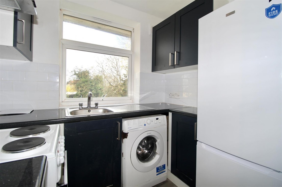 Images for Lyndhurst Gardens, Enfield