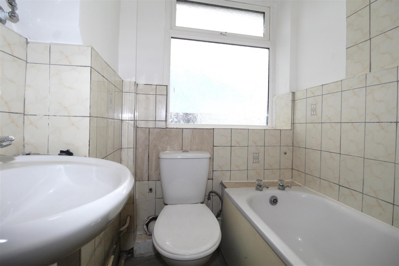 Images for Lyndhurst Gardens, Enfield