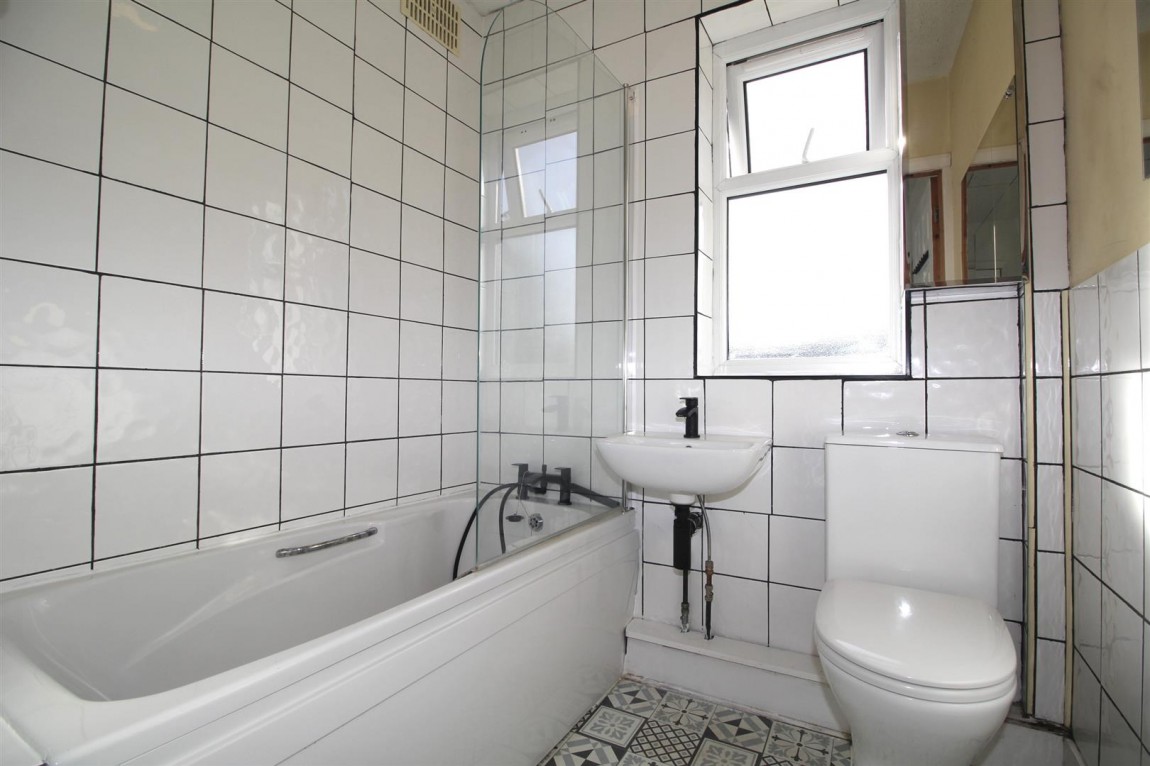 Images for Nursery Close, Enfield