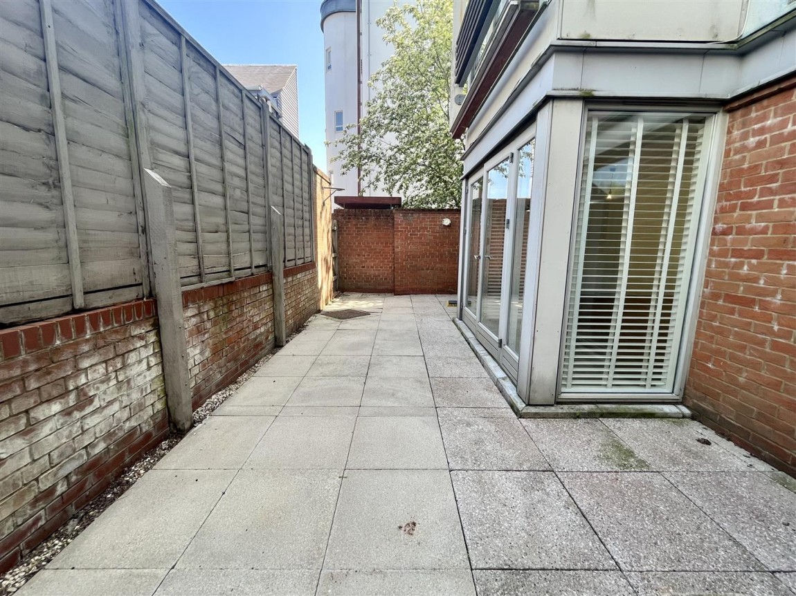 Images for The Chase, Newhall