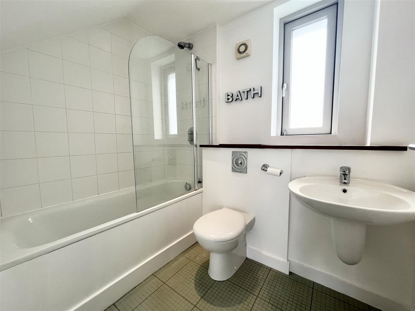 Images for The Chase, Newhall