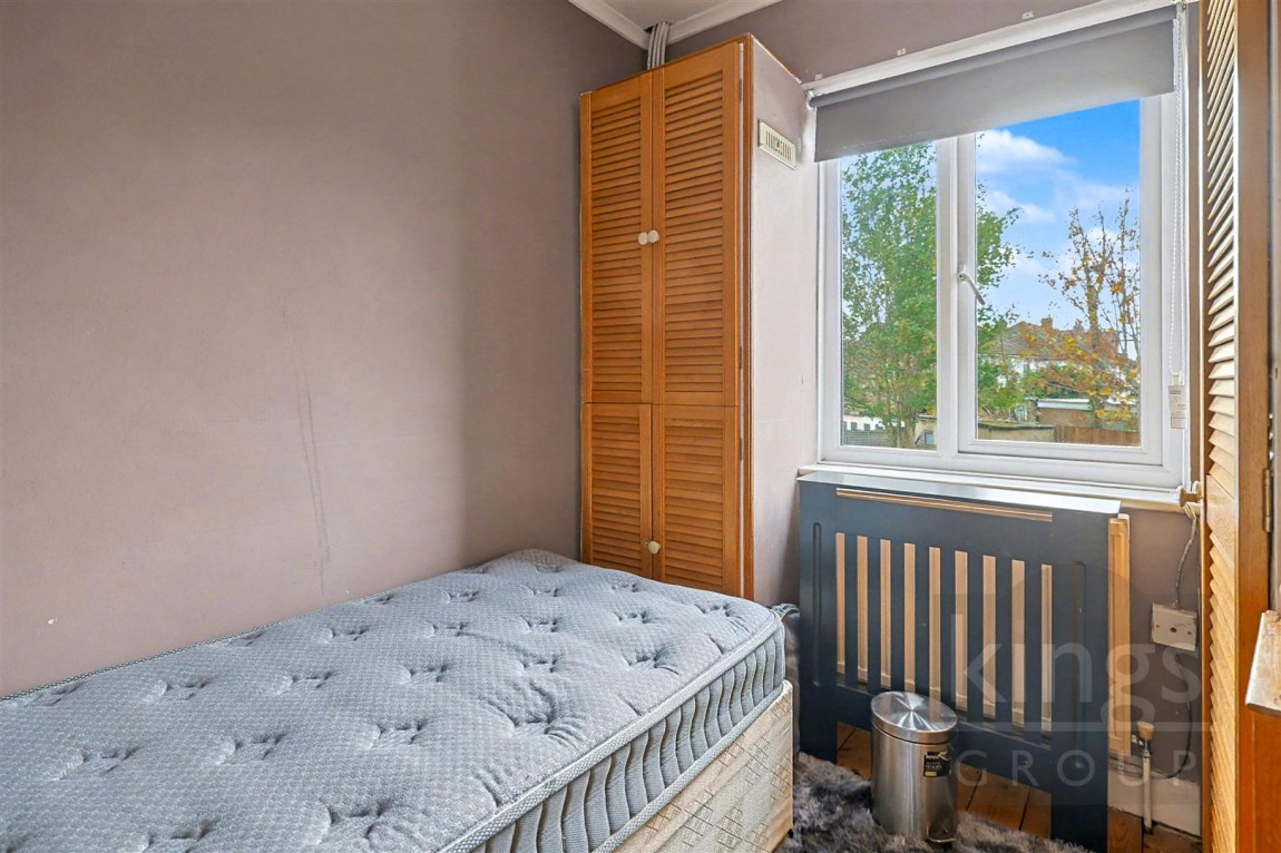 Images for Curzon Avenue, Enfield