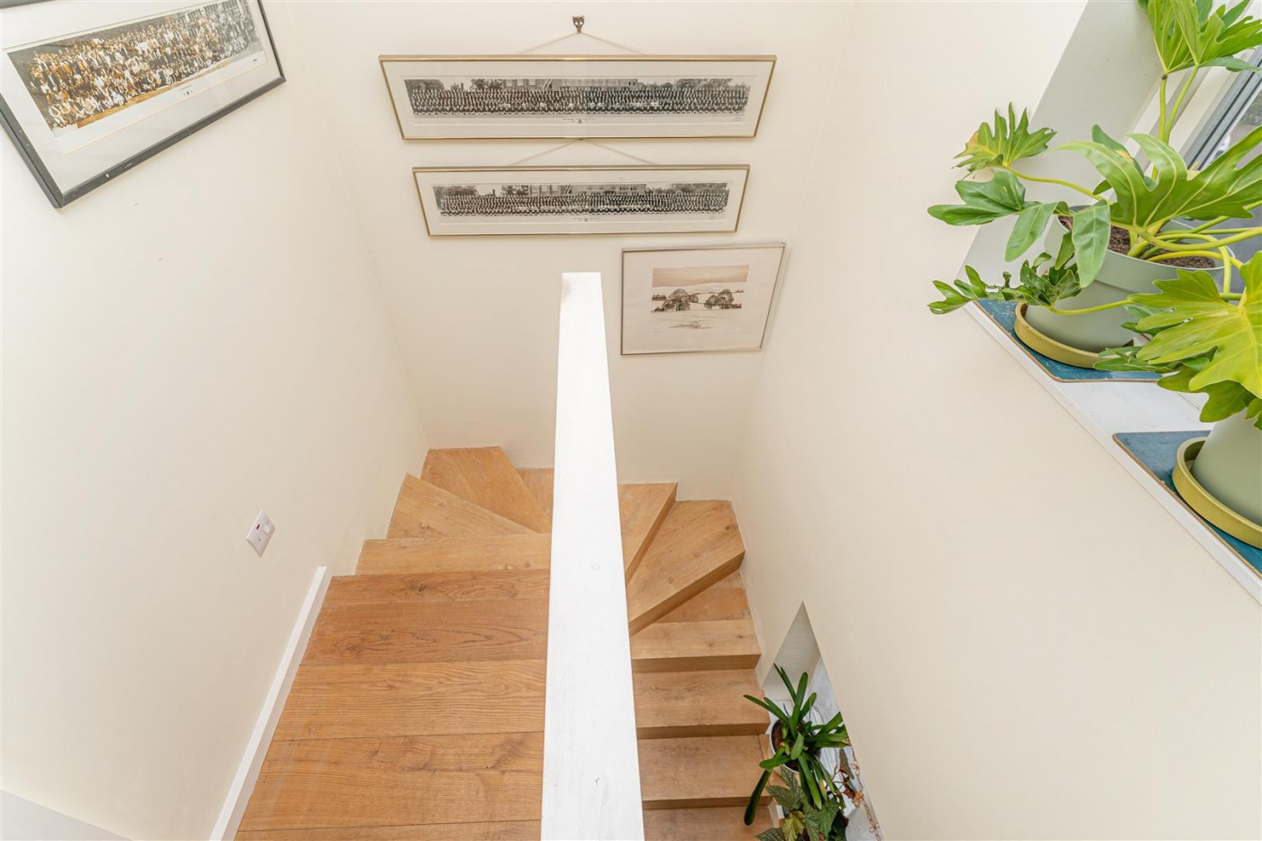 Images for Weir Hall Road, London