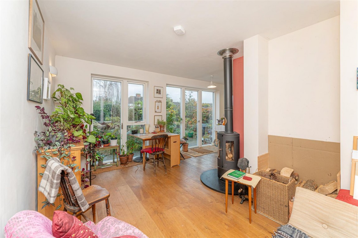 Images for Weir Hall Road, London