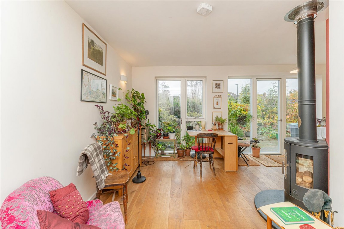 Images for Weir Hall Road, London