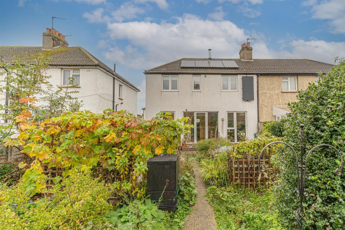 Images for Weir Hall Road, London