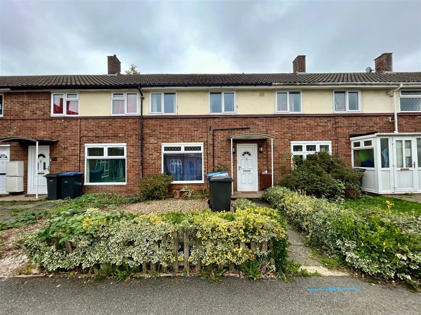 Images for Potters Field, Harlow