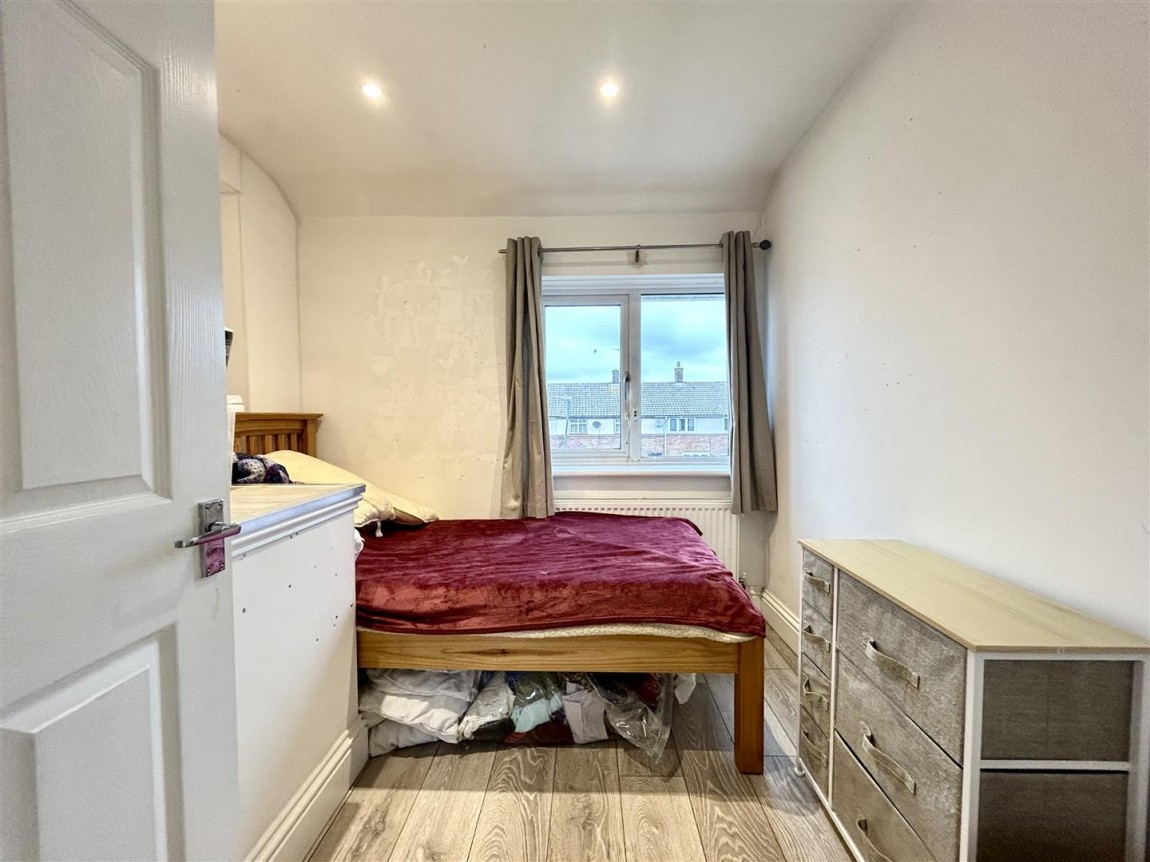 Images for Potters Field, Harlow