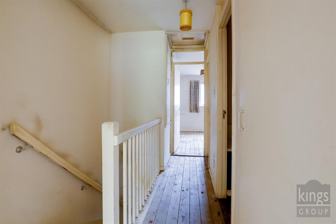 Images for Wesley Close, London