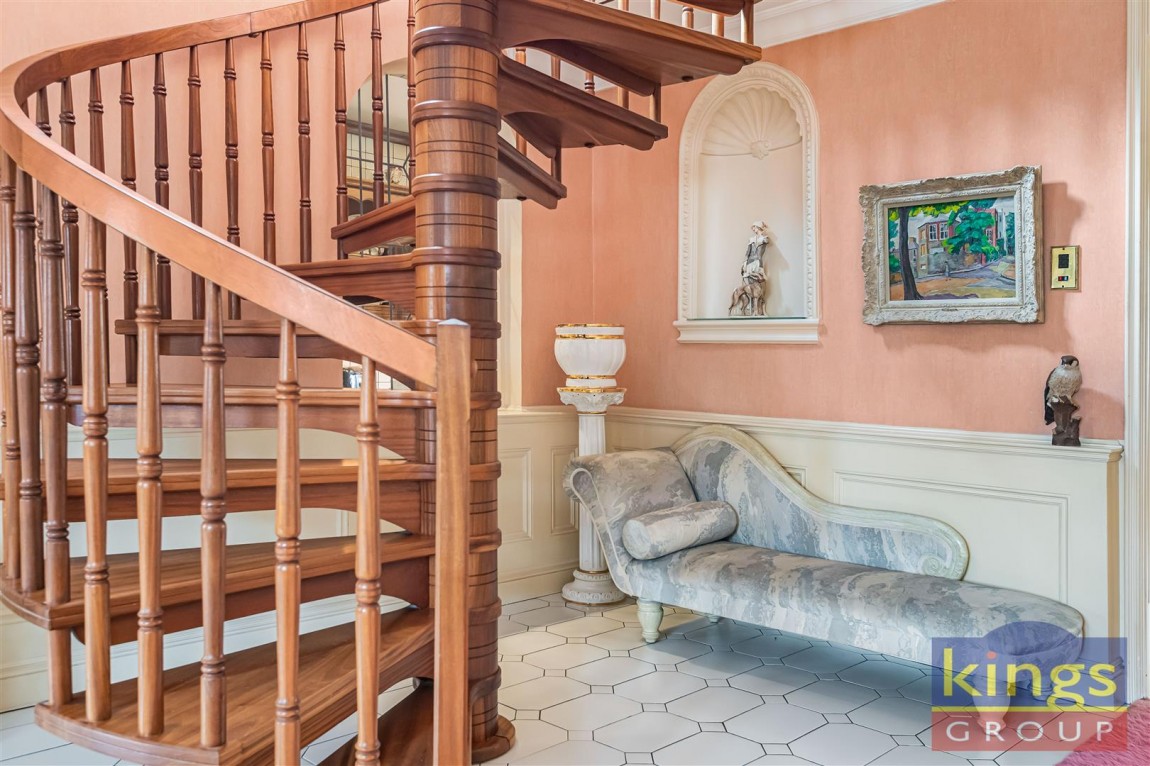 Images for Wheatley Gardens, Edmonton, N9