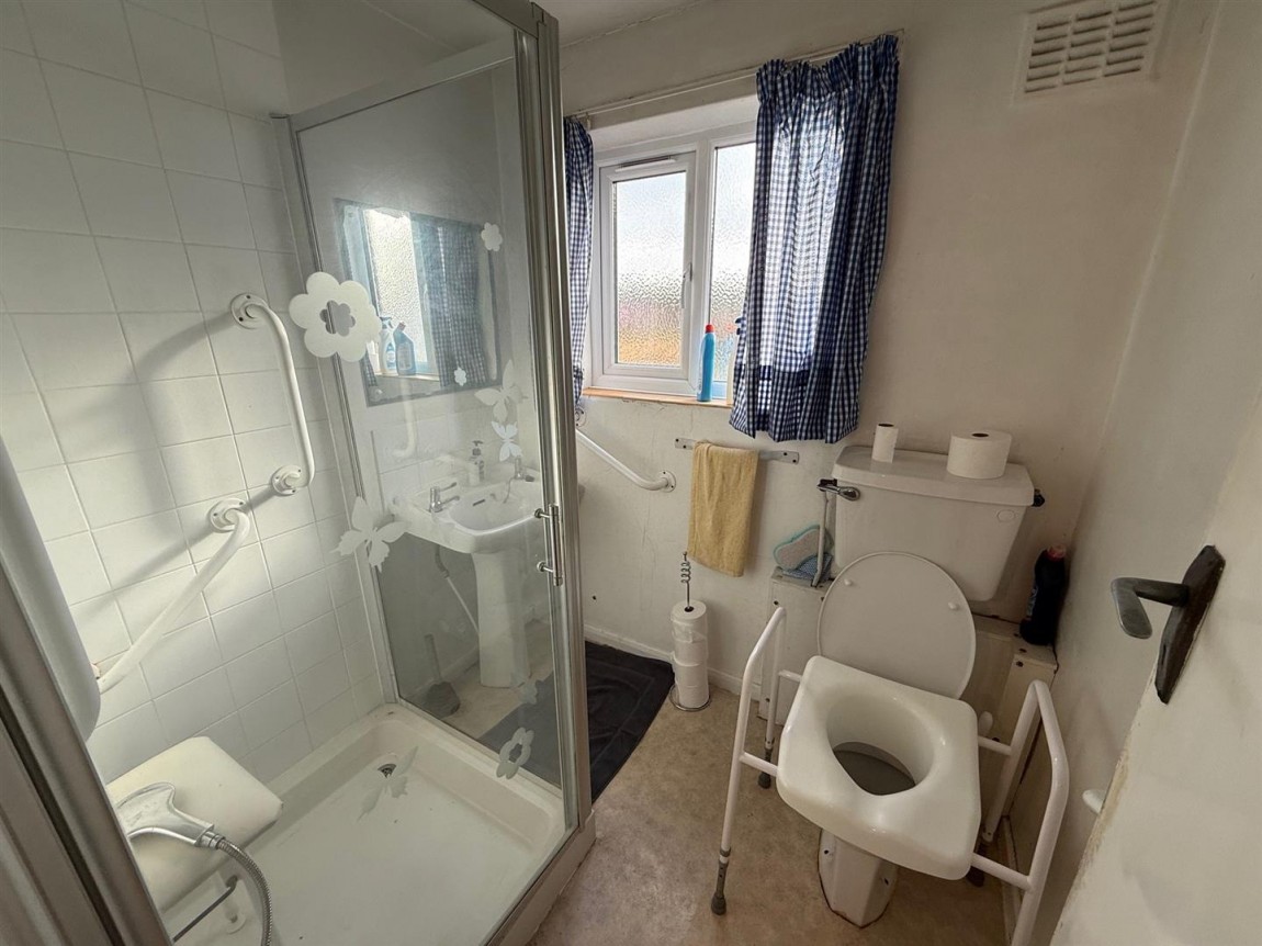 Images for Quendon Drive, Waltham Abbey