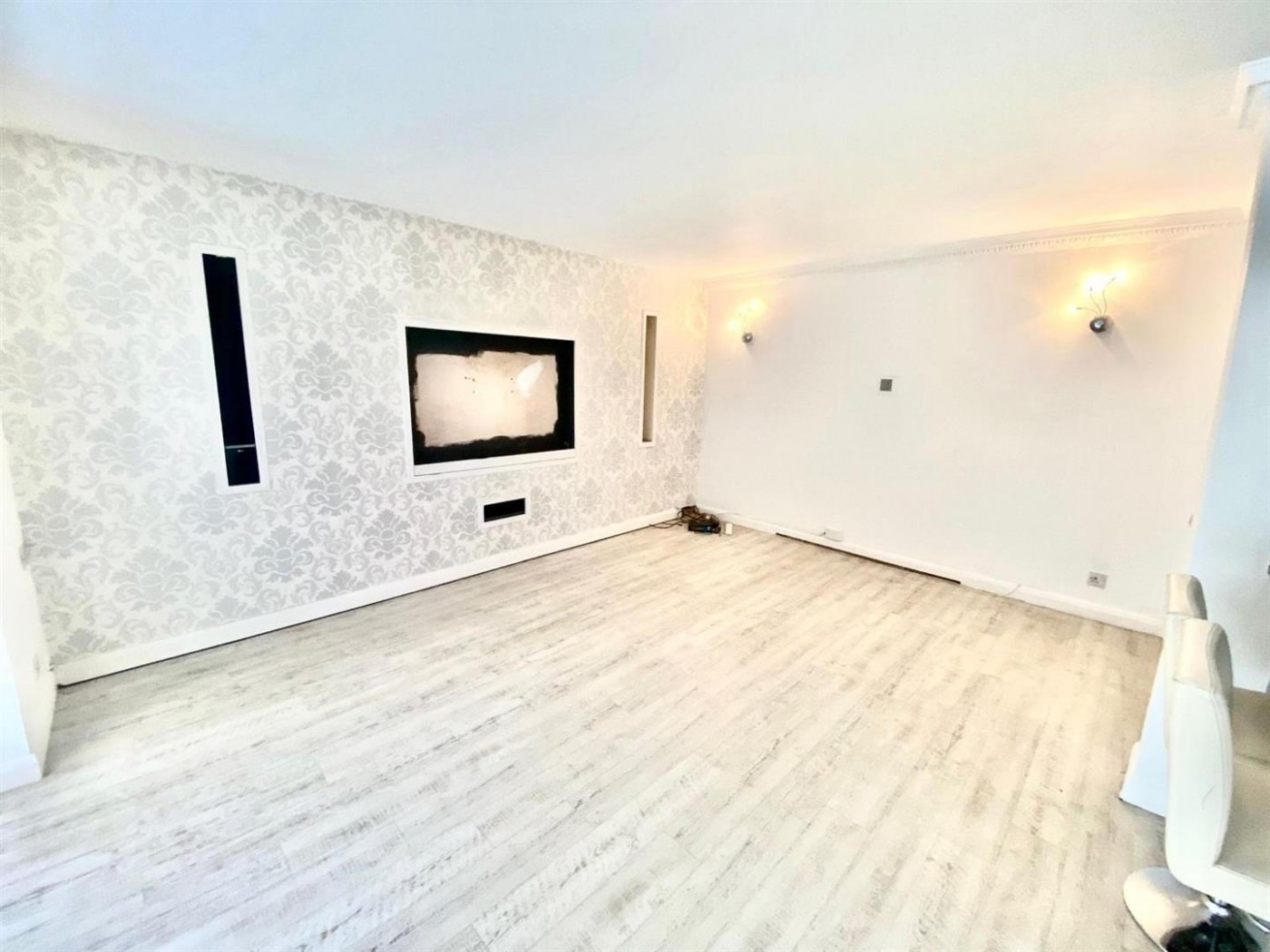 Images for Theydon Court, Waltham Abbey