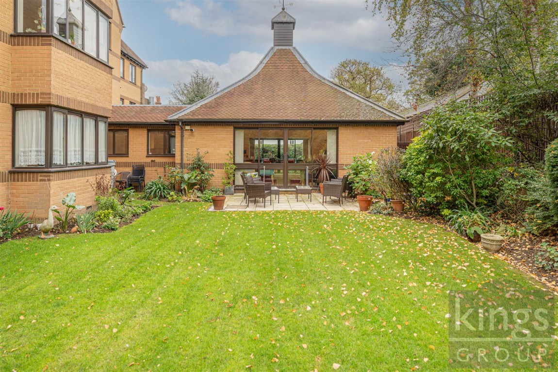 Images for High Road, London