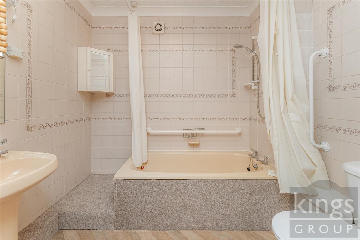 Images for High Road, London