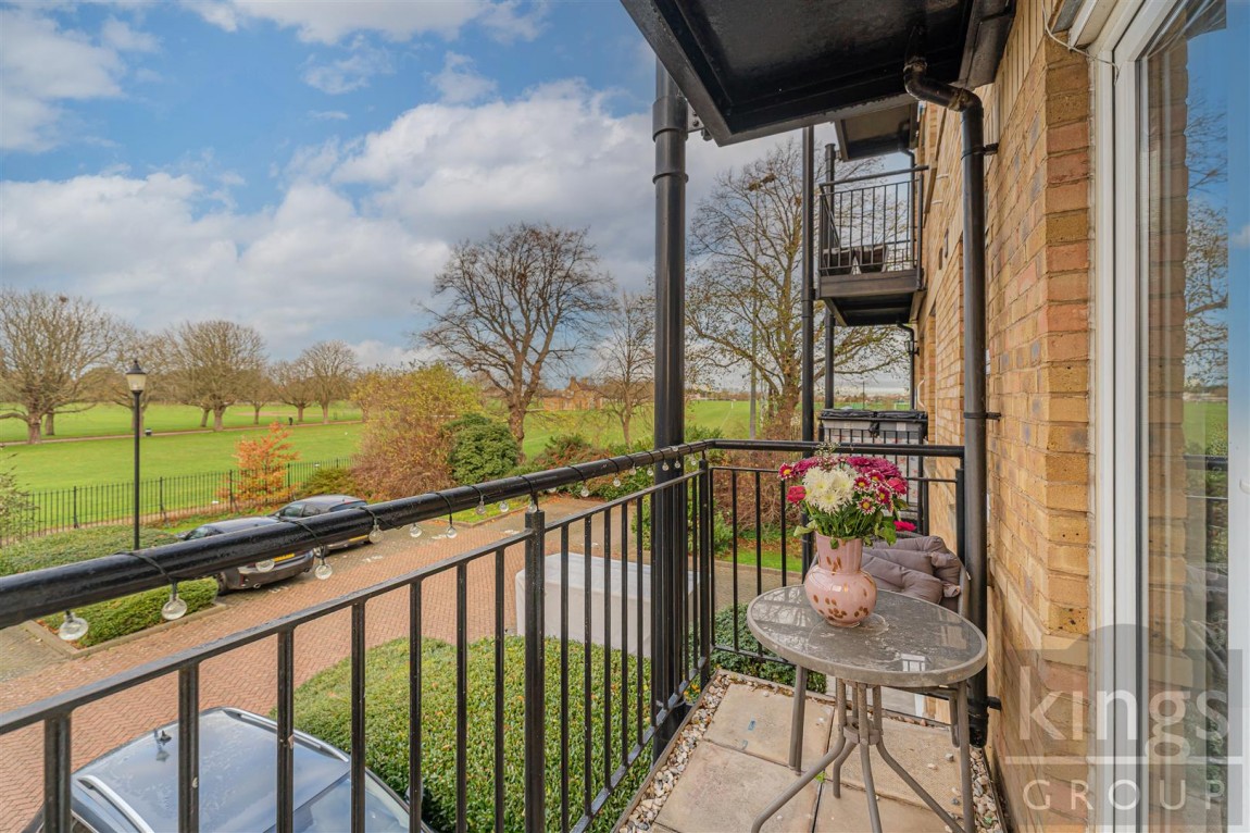 Images for Cobham Close, Enfield