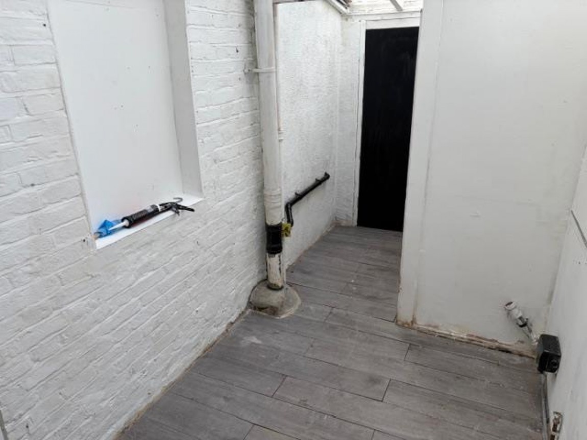 Images for Felixstowe Road, Edmonton