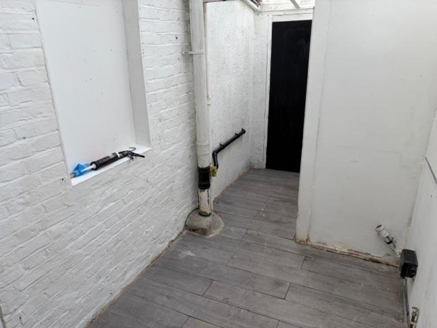 Images for Felixstowe Road, Edmonton