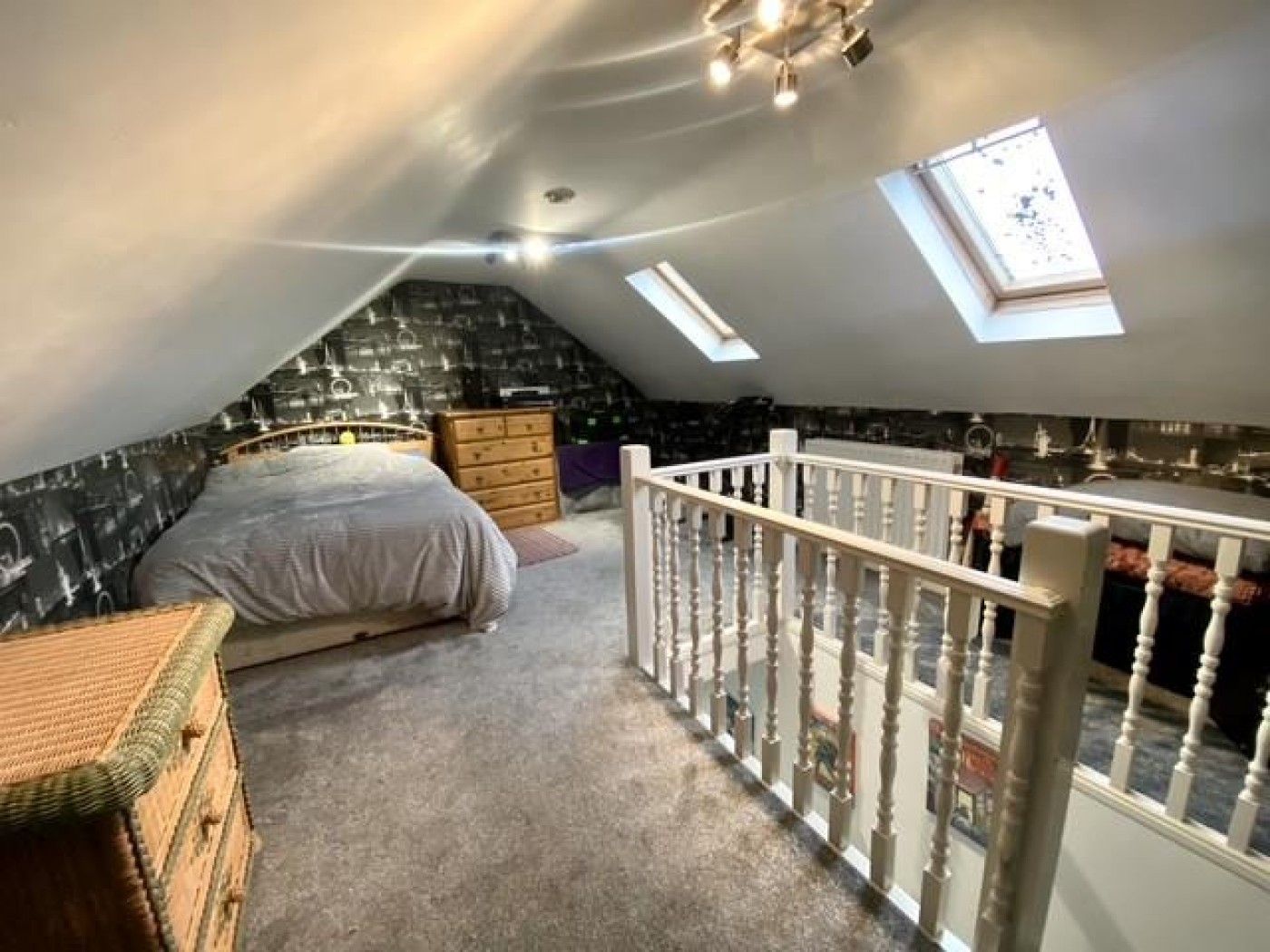 Images for Middleton Avenue, London