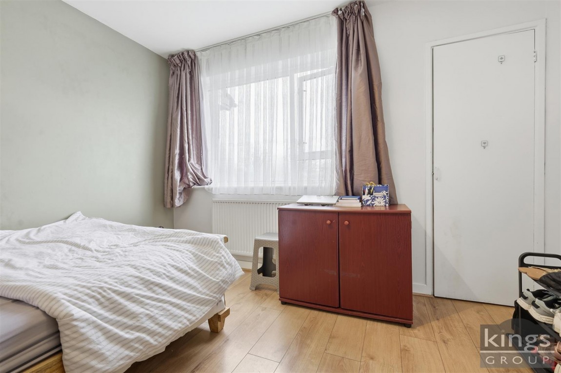 Images for Avondale Crescent, Enfield