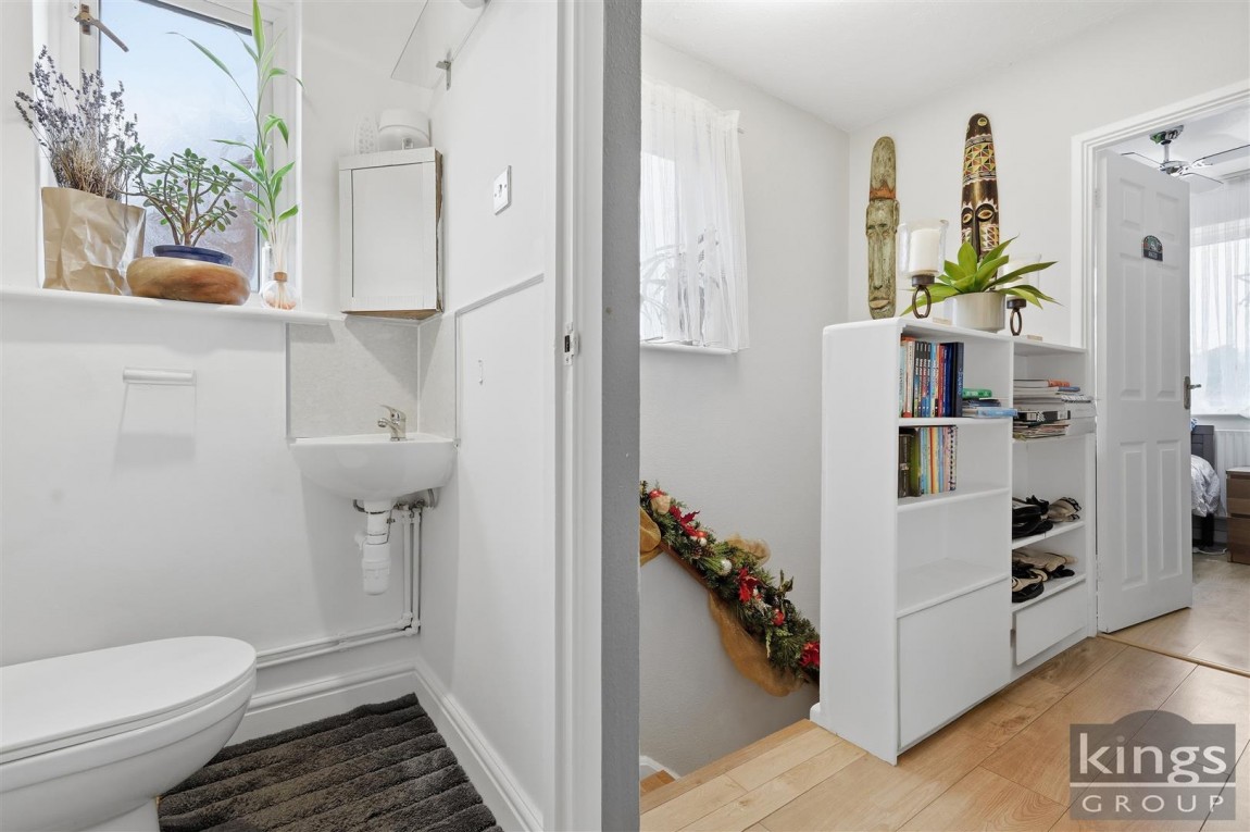 Images for Avondale Crescent, Enfield