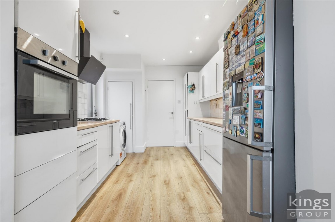 Images for Avondale Crescent, Enfield