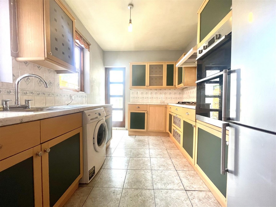 Images for Lopen Road, Edmonton