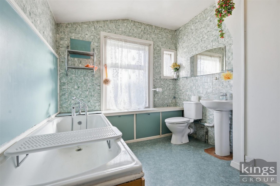 Images for Lopen Road, Edmonton, N18