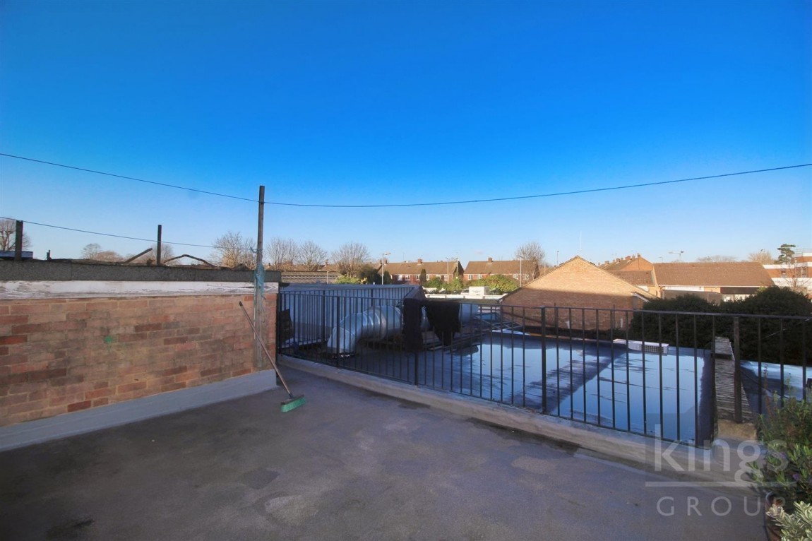 Images for Newnham Parade, College Road, Cheshunt, Waltham Cross