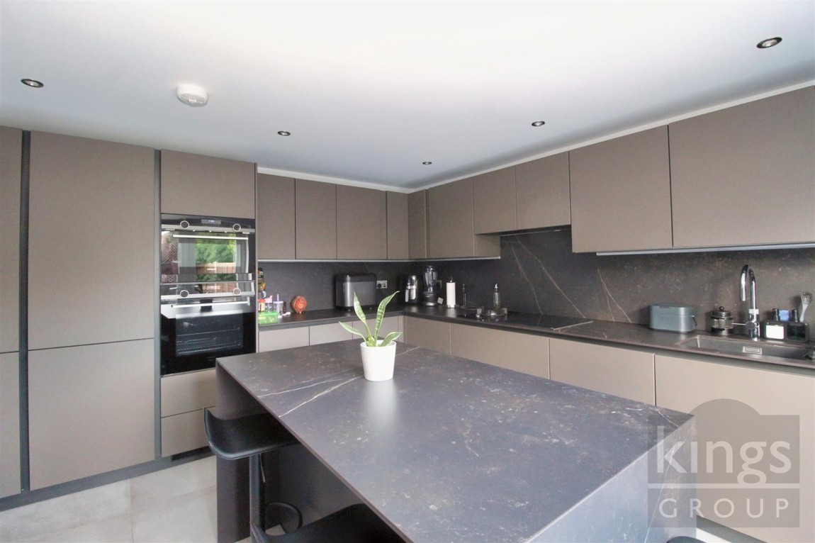 Images for Bloomfield Road, Cheshunt, Waltham Cros