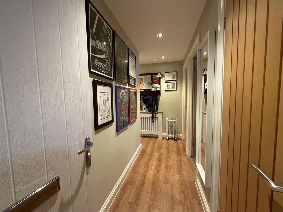 Images for Eagle Close, Waltham Abbey