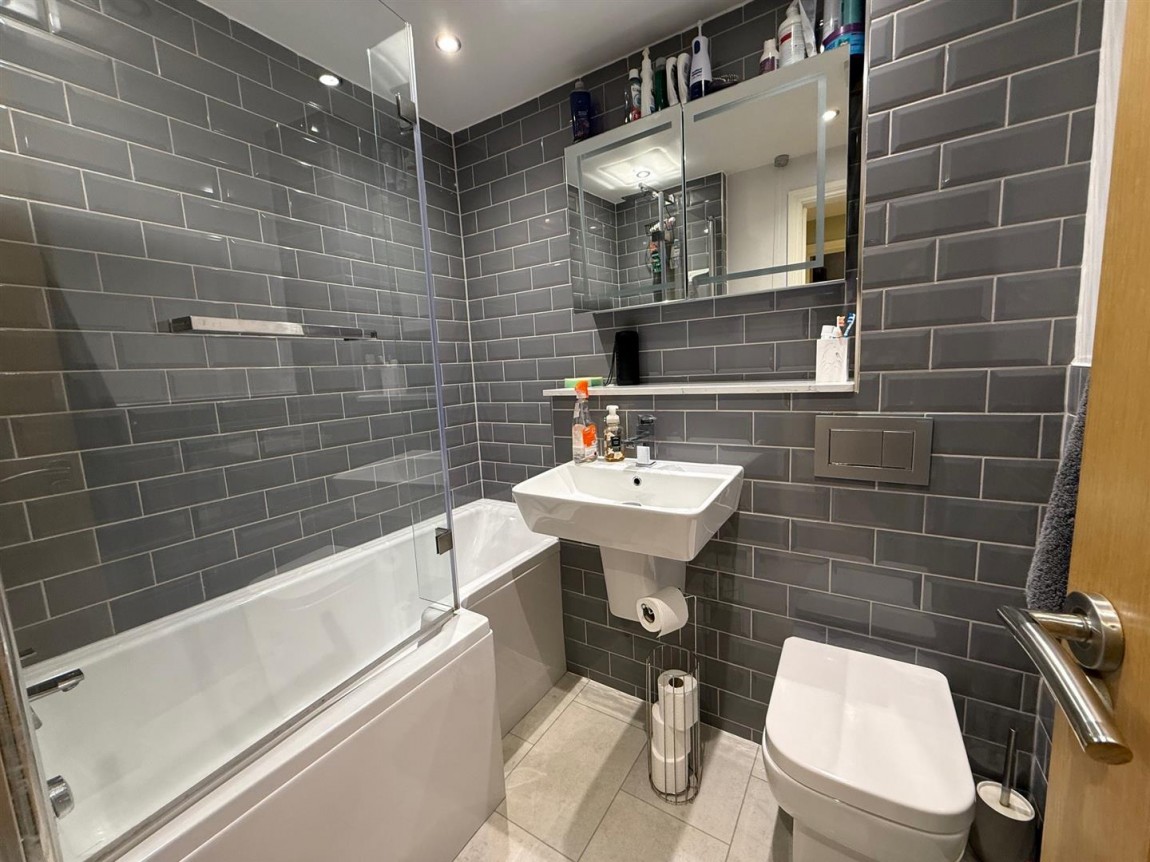 Images for Eagle Close, Waltham Abbey