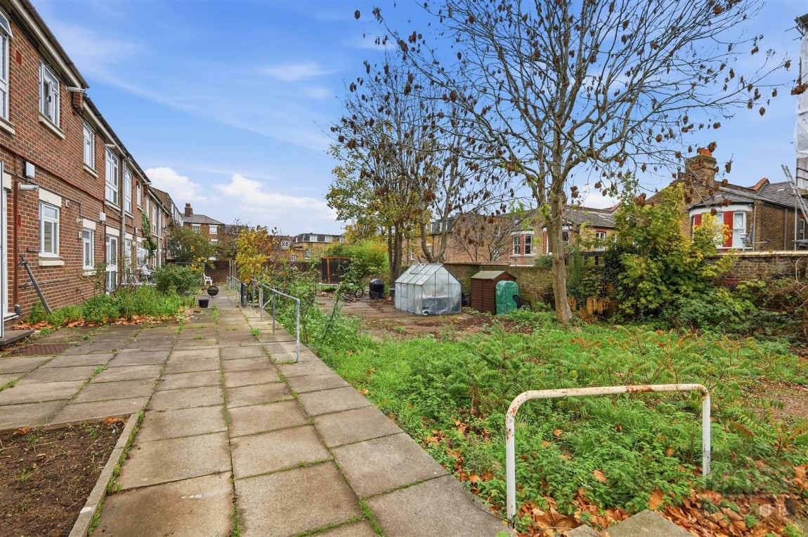 Images for The Avenue, London