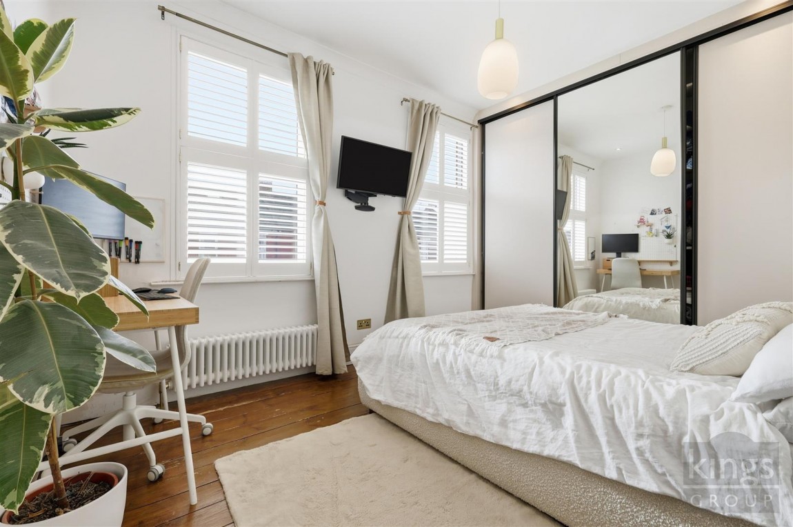 Images for Rosebery Avenue, London