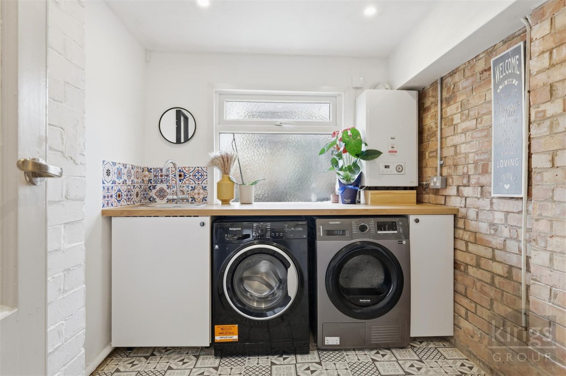 Images for Rosebery Avenue, London