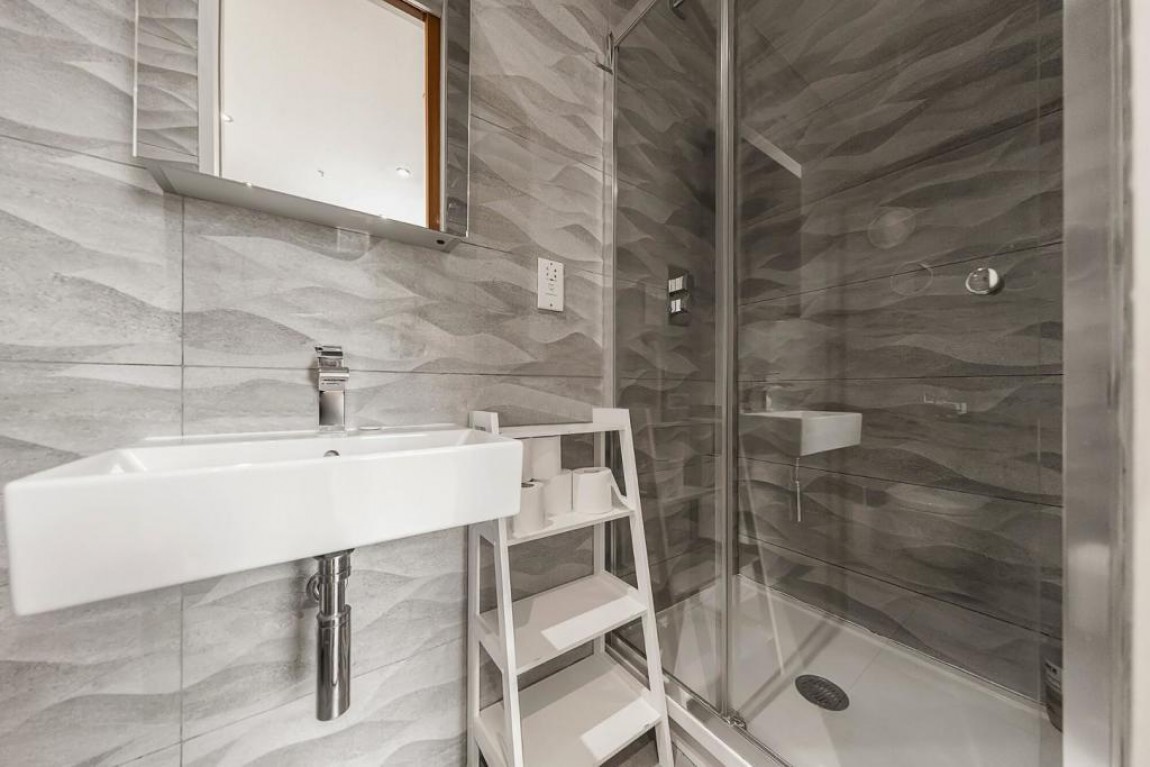 Images for Brixton Road, London