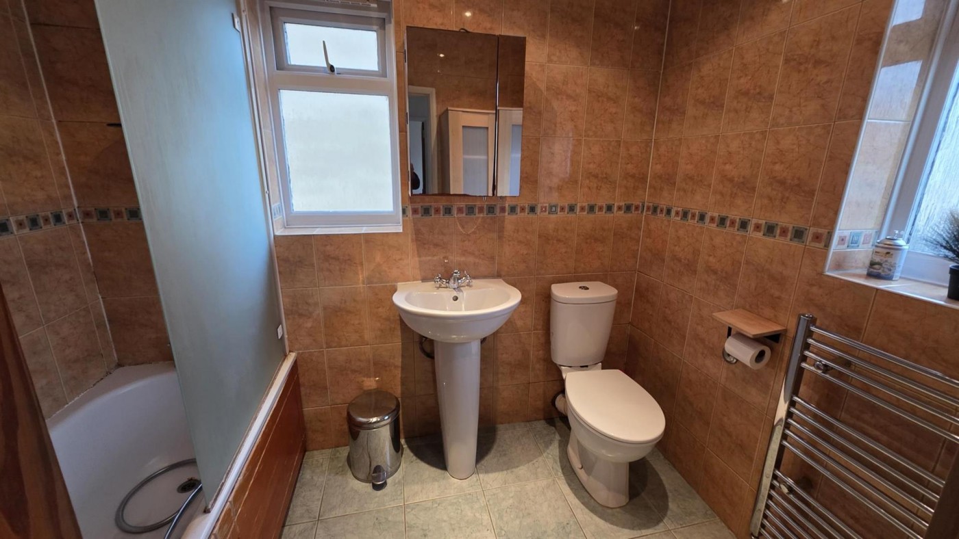 Images for Rayleigh Road, Woodford Green