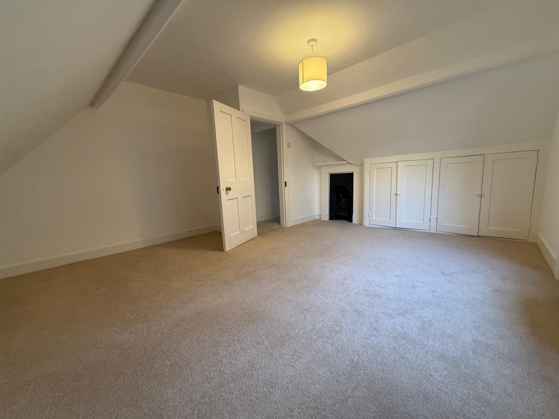 Images for Knighton Lane, Buckhurst Hill