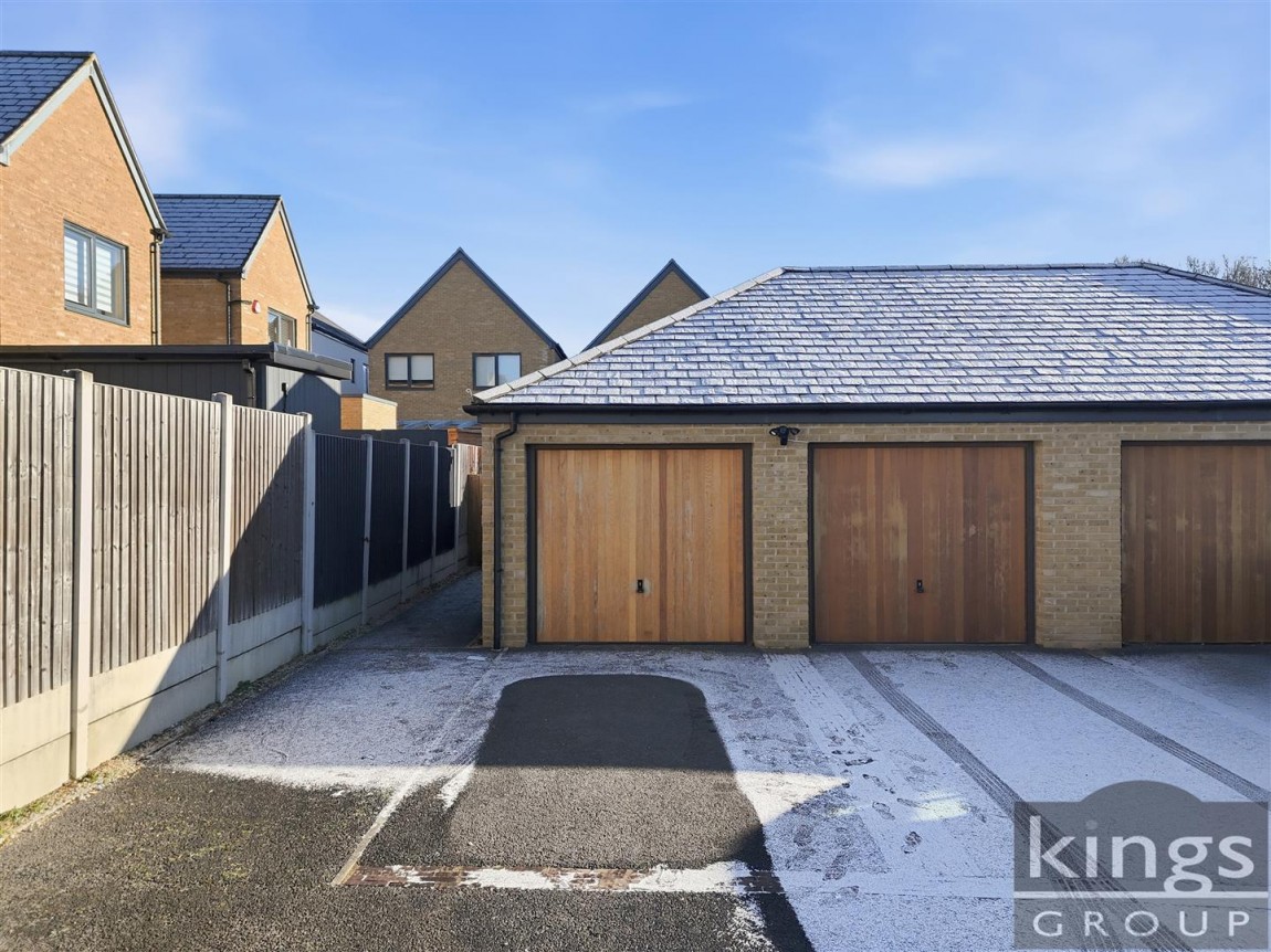 Images for Nuthatch Drive, Newhall