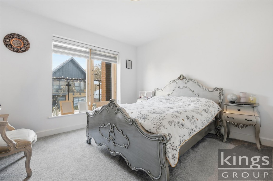 Images for Nuthatch Drive, Newhall